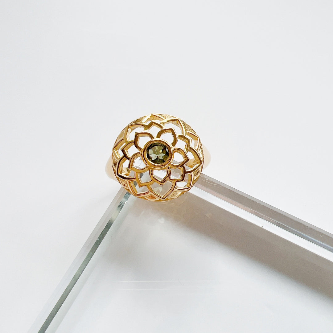 MOLDAVITE RING 18K GOLD FACETED